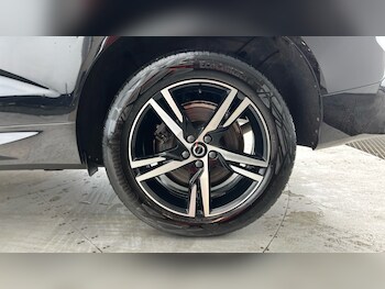 Used Volvo XC60 2022 for sale - 77560622: Photo