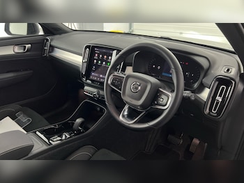 Used Volvo XC40 2025 for sale - 77778514: Photo