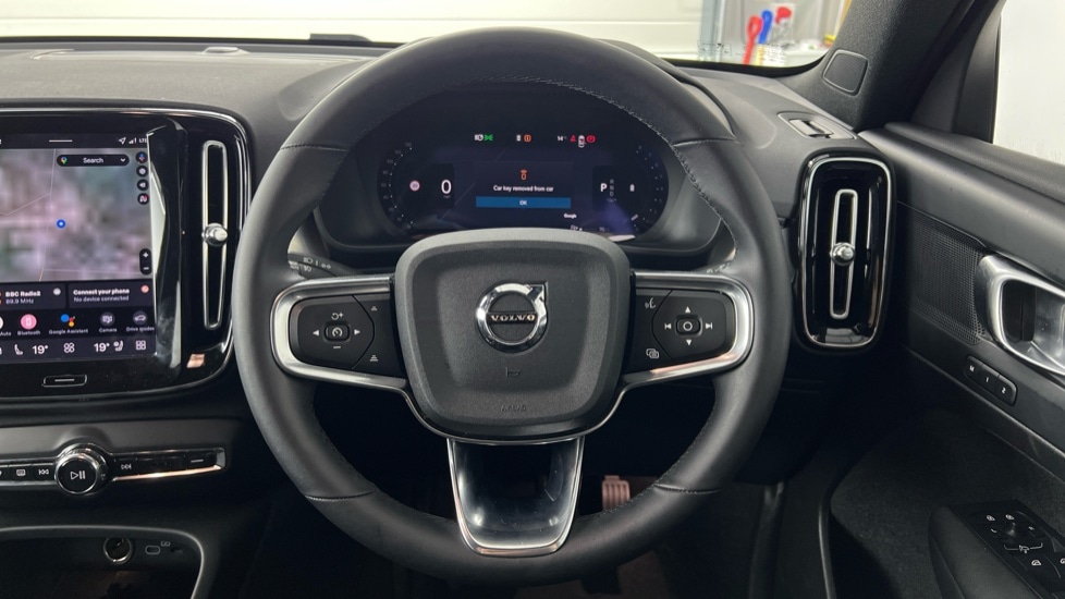 Used Volvo XC40 2025 for sale - 77981175: Photo 10