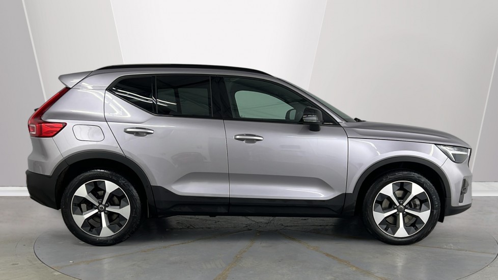 Used Volvo XC40 2025 for sale - 77981175: Photo 3