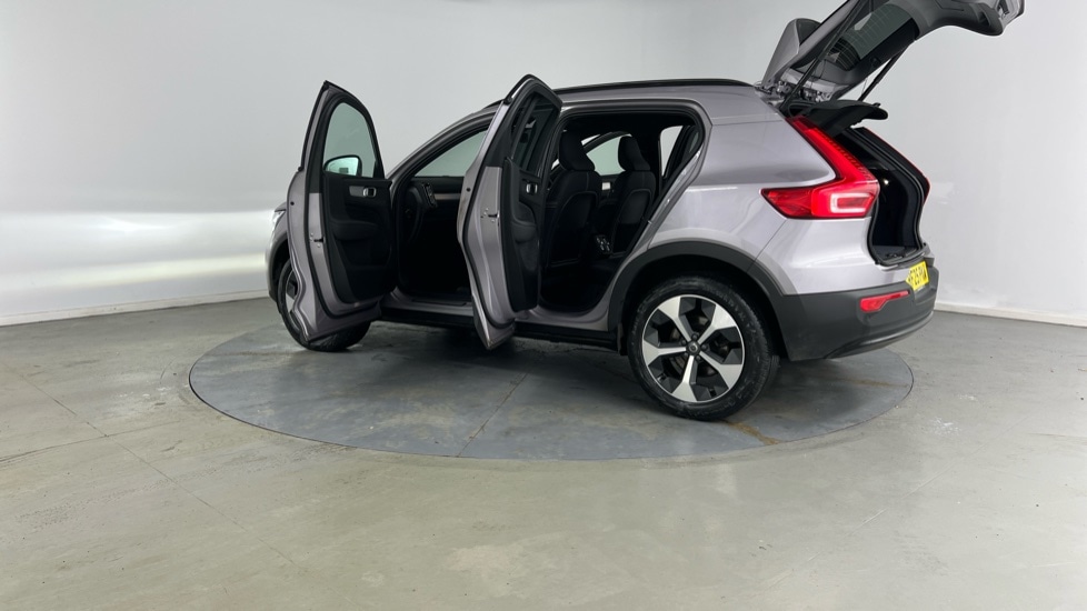 Used Volvo XC40 2025 for sale - 77981175: Photo 36