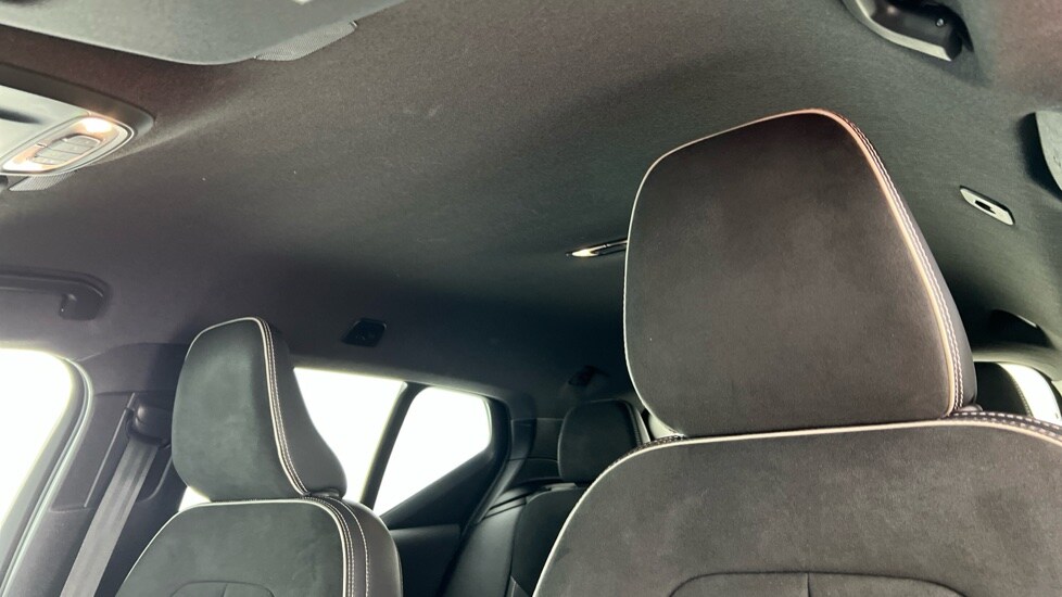 Used Volvo XC40 2021 for sale - 77366919: Photo 11