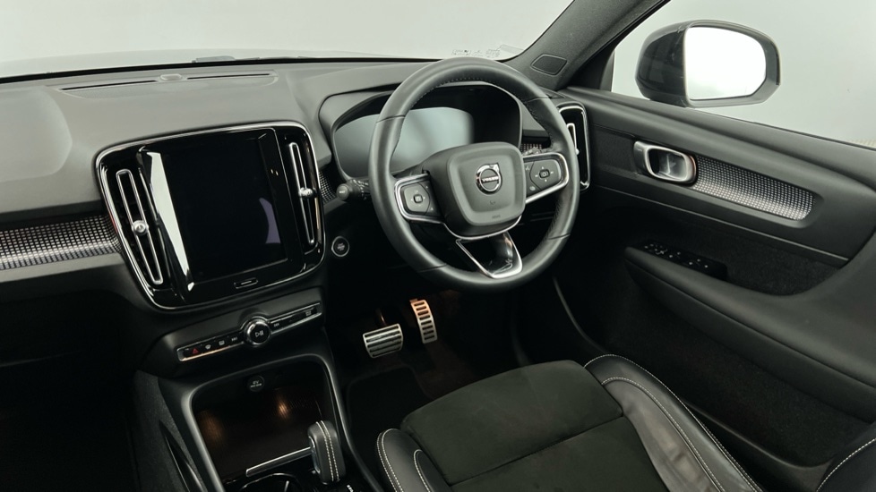 Used Volvo XC40 2021 for sale - 77366919: Photo 8