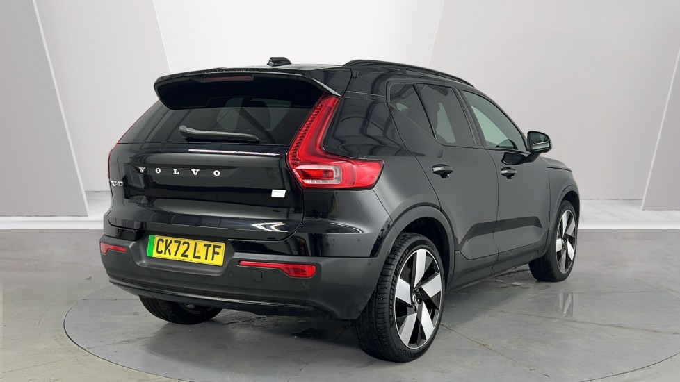 Used Volvo XC40 2022 for sale - 76999316: Photo 2