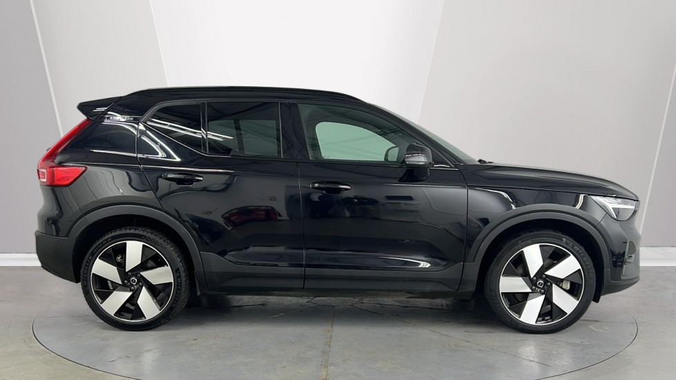Used Volvo XC40 2022 for sale - 76999316: Photo 3