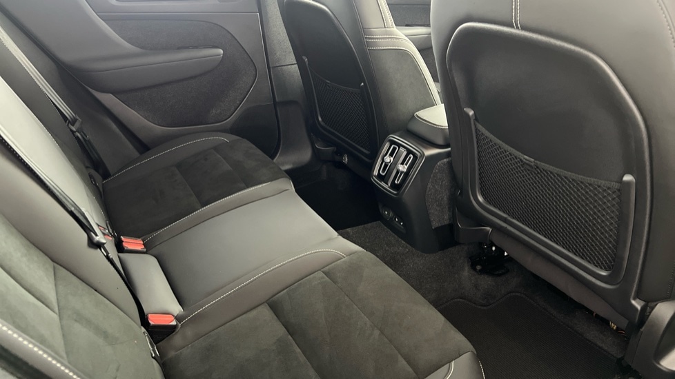 Used Volvo XC40 2022 for sale - 76999316: Photo 6