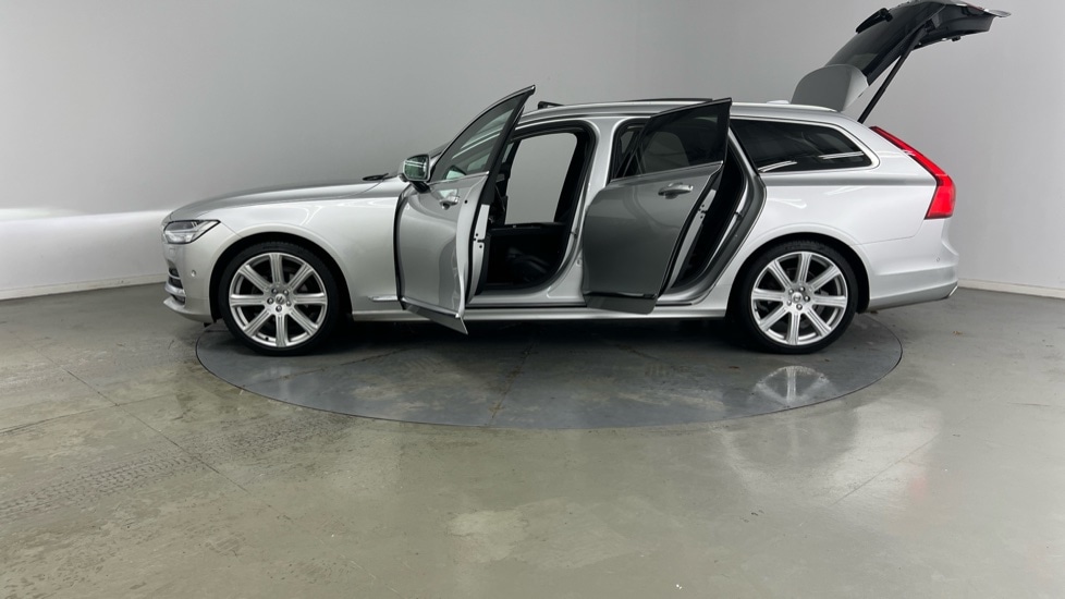 Used Volvo V90 2020 for sale - 77099096: Photo 40