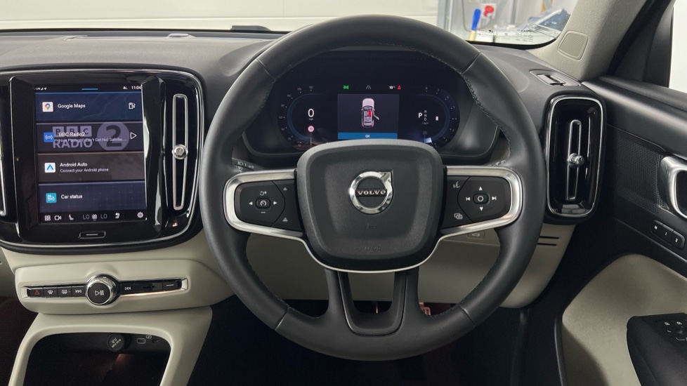 Used Volvo XC40 2023 for sale - 76851259: Photo 10