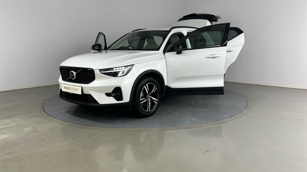Used Volvo XC40 2023 for sale - 76851259: Photo 16