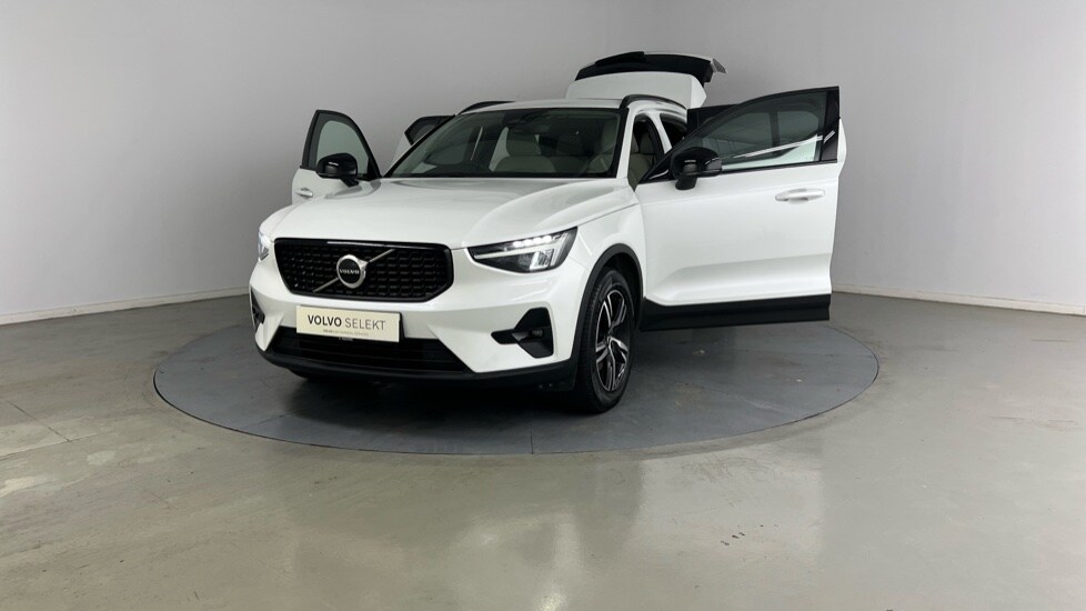 Used Volvo XC40 2023 for sale - 76851259: Photo 17