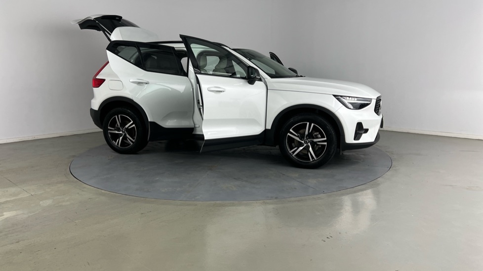 Used Volvo XC40 2023 for sale - 76851259: Photo 24