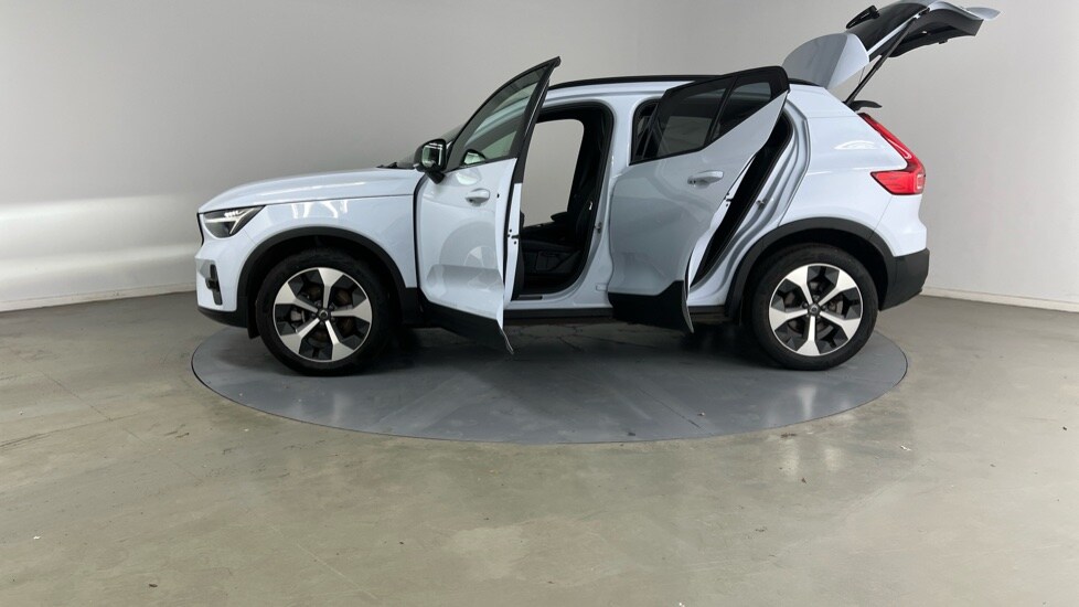 Used Volvo XC40 2024 for sale - 76552548: Photo 38