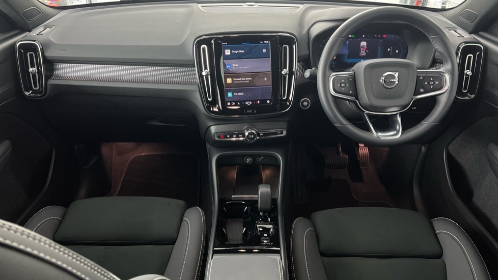 Used Volvo XC40 2024 for sale - 76552548: Photo 5