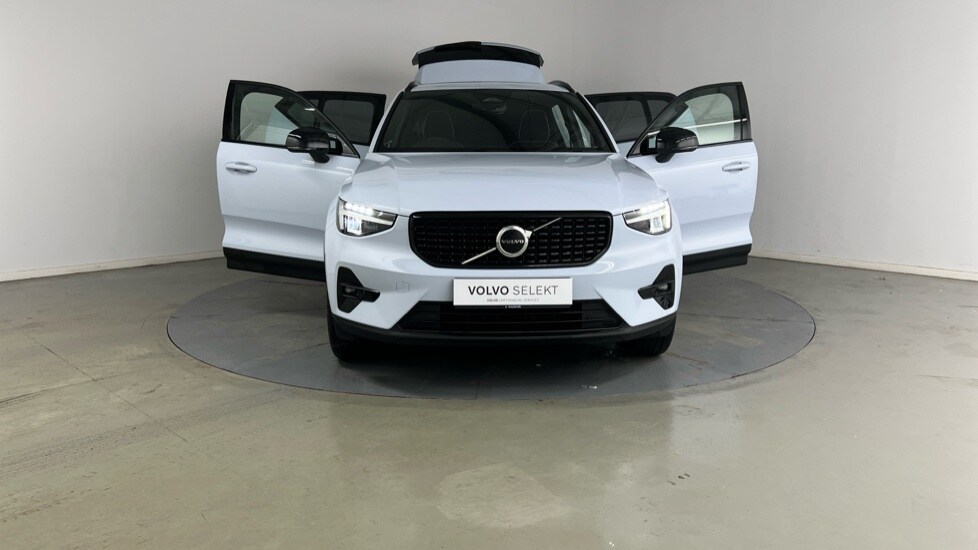 Used Volvo XC40 2025 for sale - 75629635: Photo 19