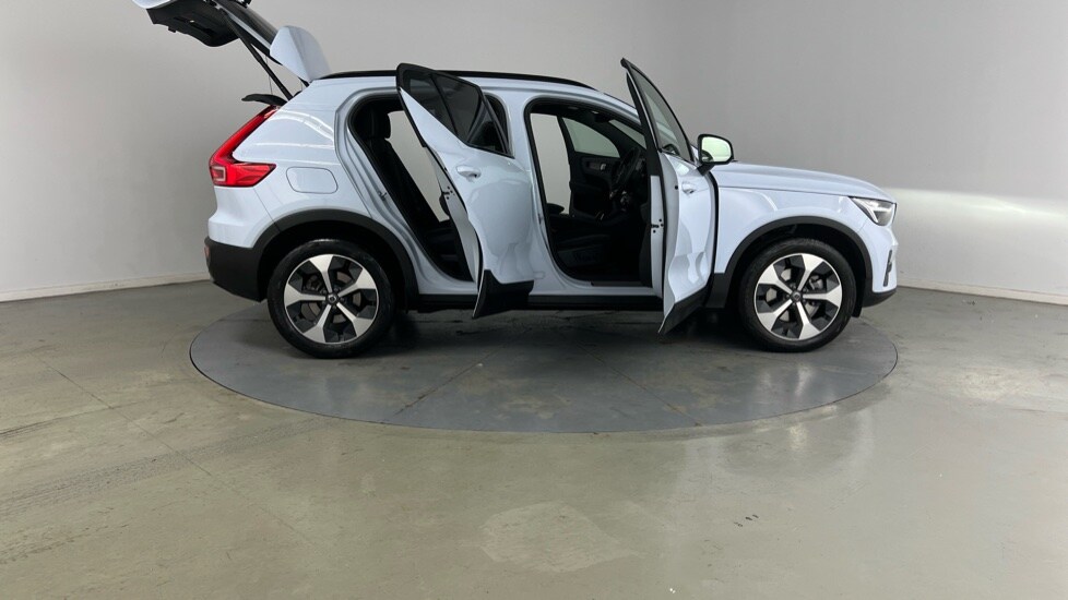 Used Volvo XC40 2025 for sale - 75629635: Photo 26