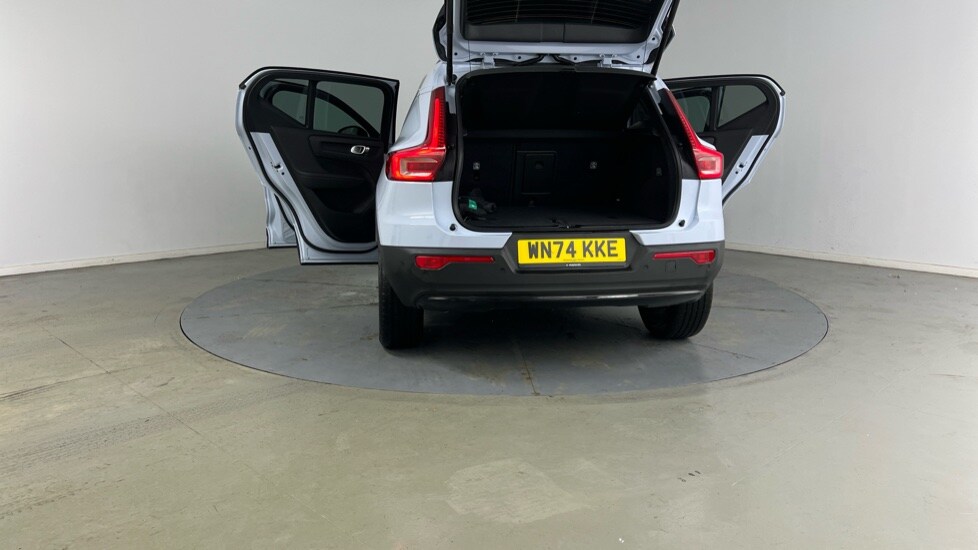 Used Volvo XC40 2025 for sale - 75629635: Photo 33