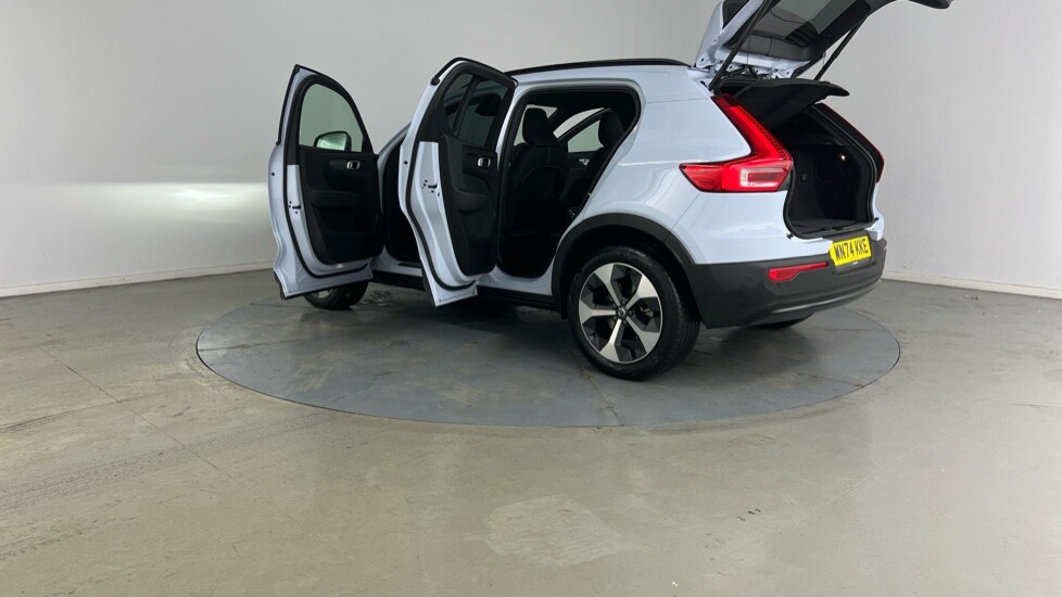 Used Volvo XC40 2025 for sale - 75629635: Photo 36
