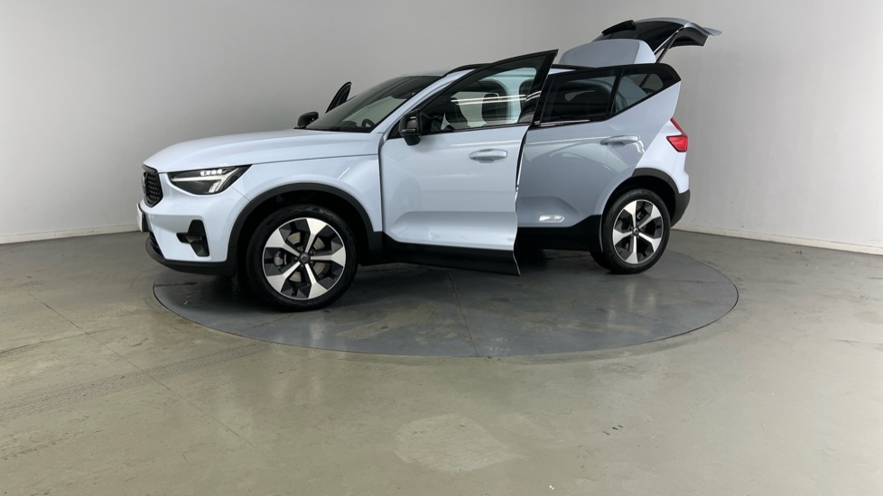 Used Volvo XC40 2025 for sale - 75629635: Photo 41