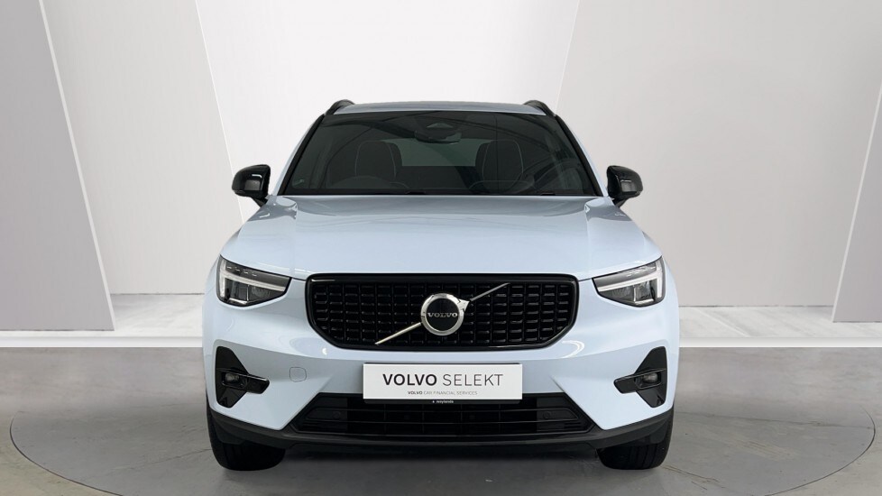 Used Volvo XC40 2025 for sale - 75629635: Photo 8