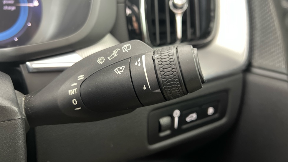 Used Volvo XC60 2022 for sale - 77151510: Photo 18