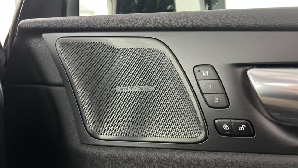 Used Volvo XC60 2022 for sale - 77151510: Photo 21