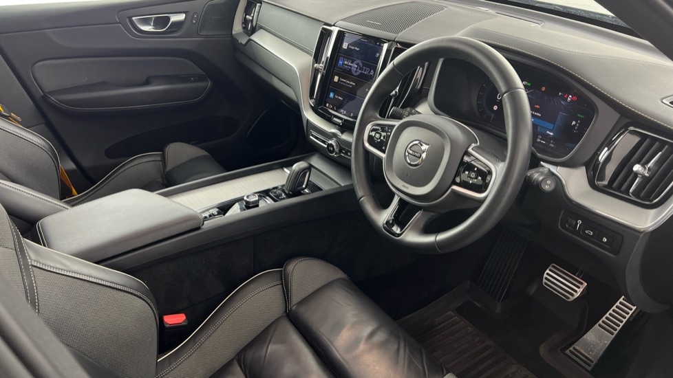 Used Volvo XC60 2022 for sale - 77151510: Photo 4