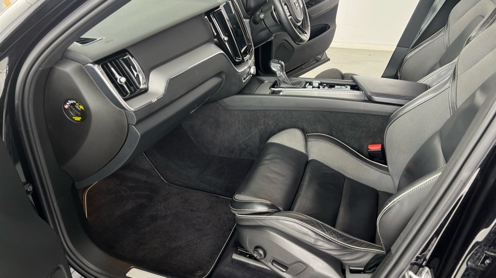 Used Volvo XC60 2019 for sale - 76872824: Photo 41