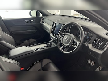 Used Volvo XC60 2019 for sale - 76872824: Photo