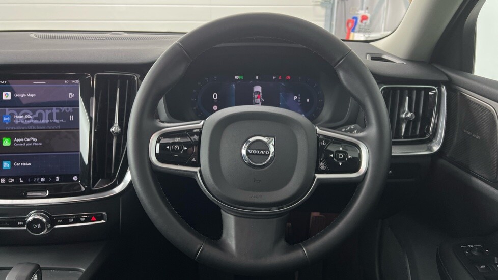 Used Volvo V60 2025 for sale - 77480239: Photo 10