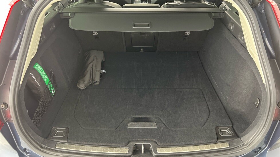 Used Volvo V60 2025 for sale - 77480239: Photo 13