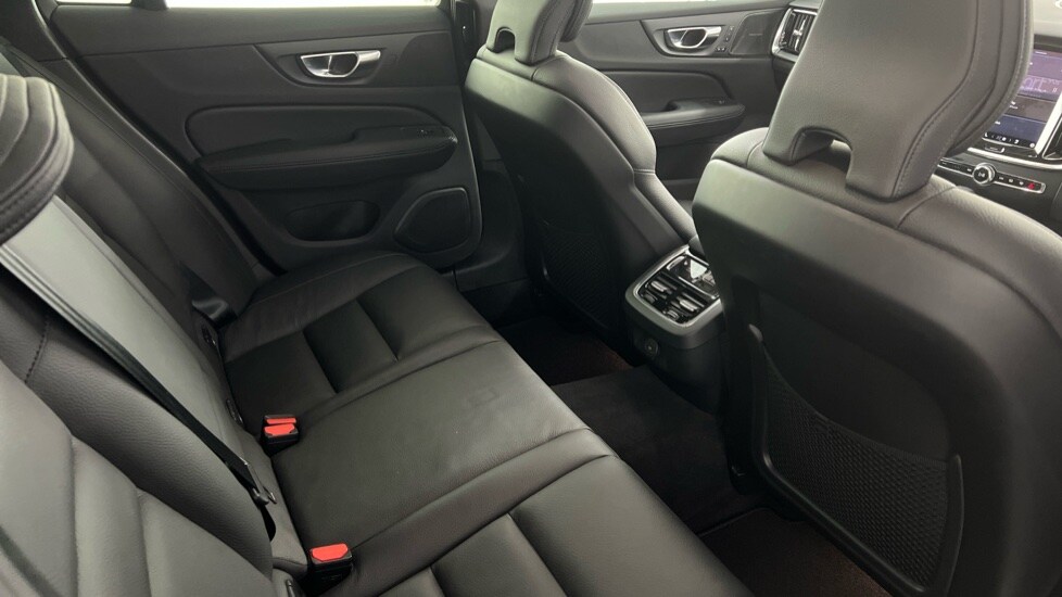 Used Volvo V60 2025 for sale - 77480239: Photo 6