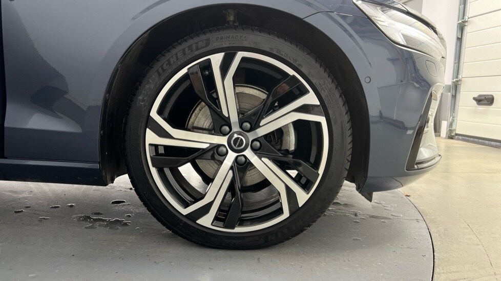 Used Volvo V60 2025 for sale - 77480239: Photo 9