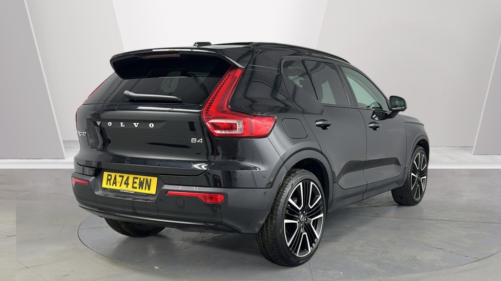 Used Volvo XC40 2025 for sale - 78133498: Photo 2