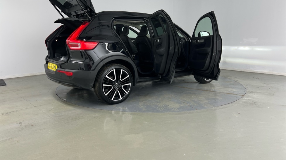 Used Volvo XC40 2025 for sale - 78133498: Photo 28