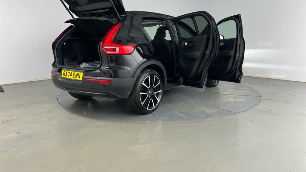 Used Volvo XC40 2025 for sale - 78133498: Photo 29