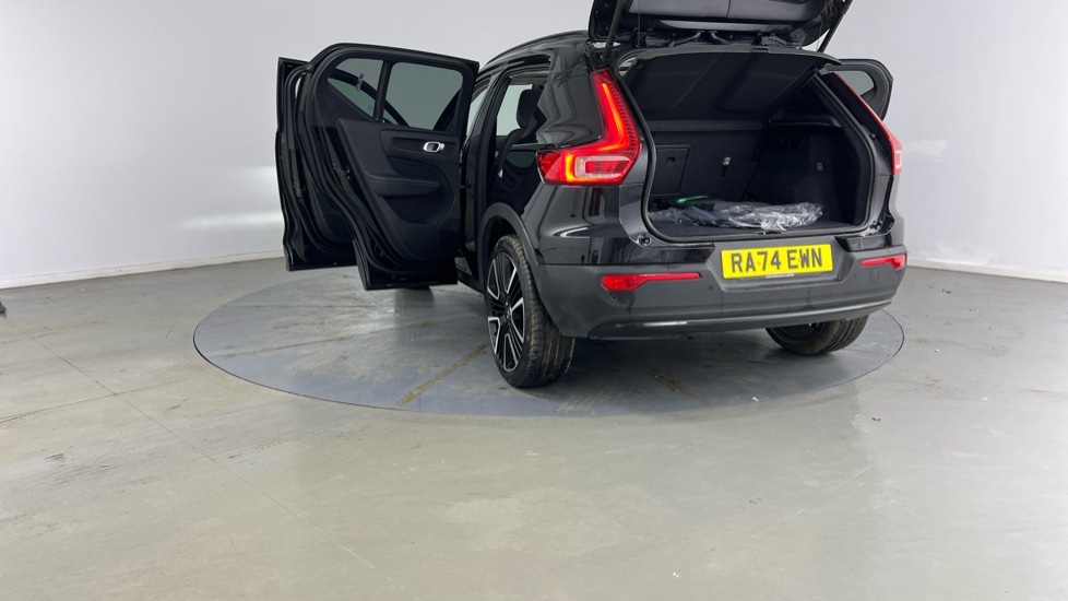 Used Volvo XC40 2025 for sale - 78133498: Photo 33