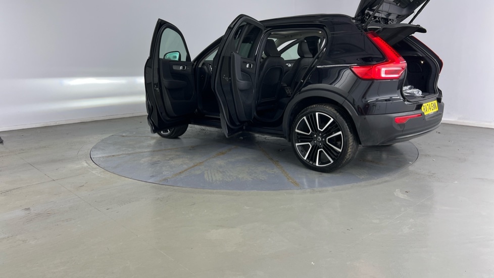 Used Volvo XC40 2025 for sale - 78133498: Photo 35