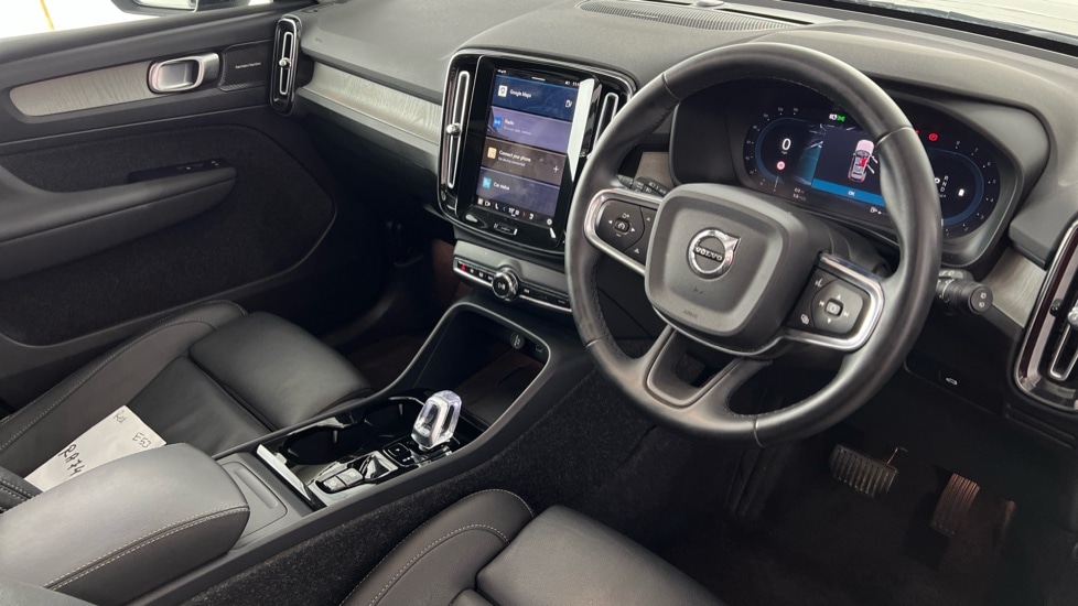 Used Volvo XC40 2025 for sale - 78133498: Photo 4