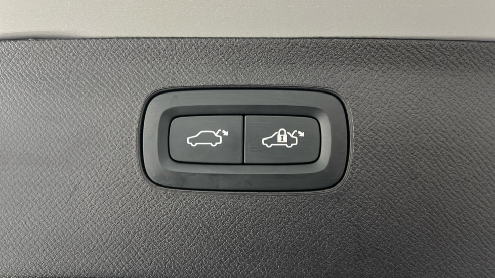 Used Volvo XC90 2025 for sale - 77406231: Photo 15