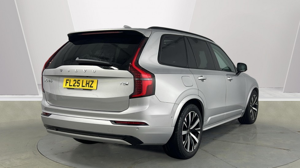 Used Volvo XC90 2025 for sale - 77406231: Photo 2