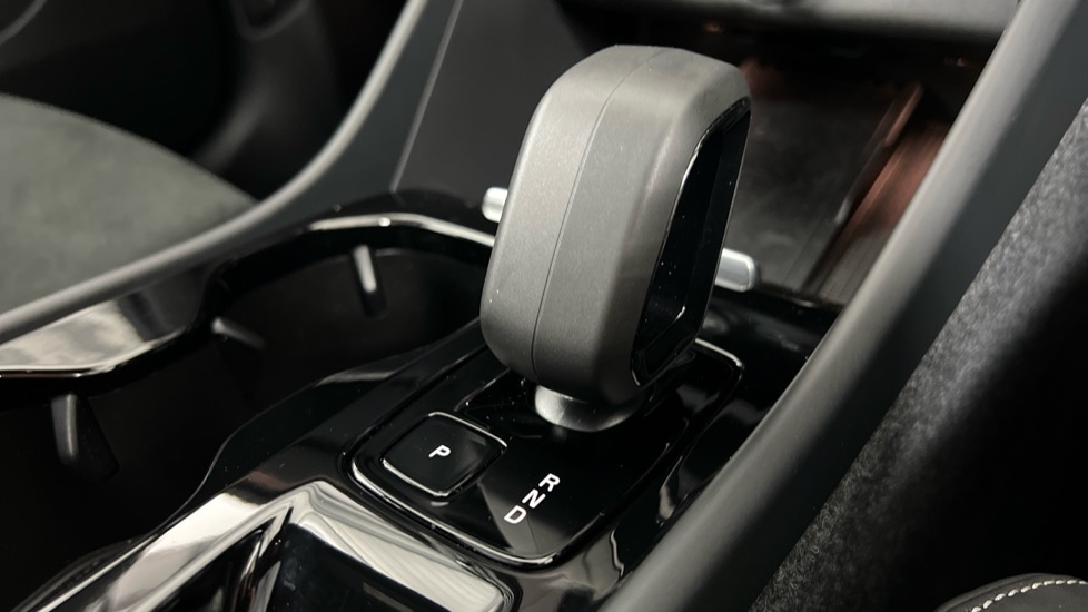 Used Volvo XC40 2024 for sale - 77539767: Photo 14