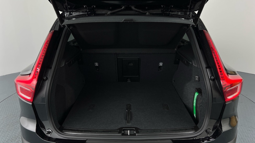 Used Volvo XC40 2024 for sale - 77539767: Photo 17