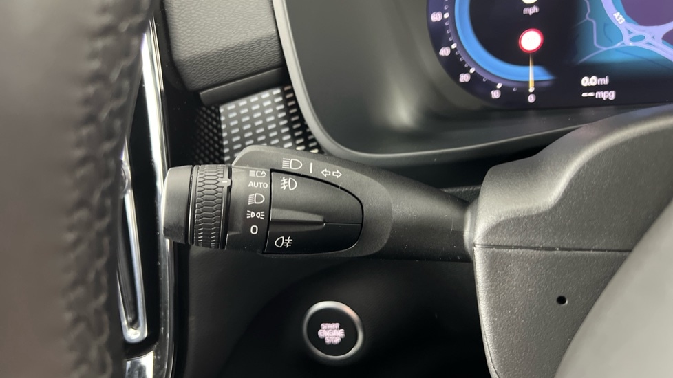 Used Volvo XC40 2024 for sale - 77539767: Photo 24