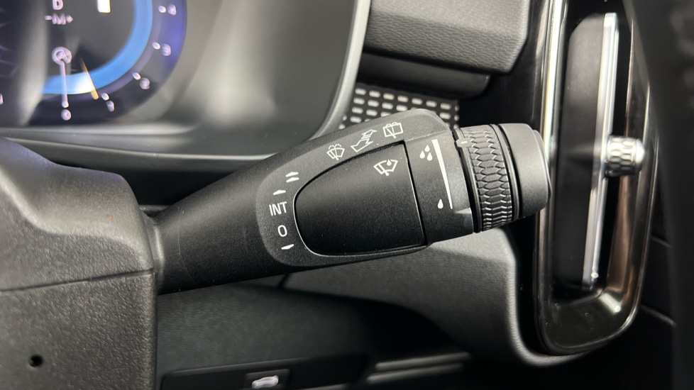 Used Volvo XC40 2024 for sale - 77539767: Photo 25