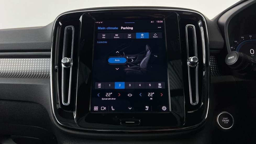 Used Volvo XC40 2024 for sale - 77539767: Photo 30