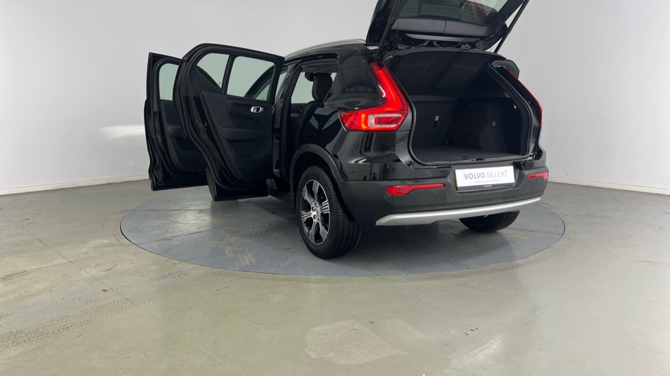 Used Volvo XC40 2021 for sale - 76780359: Photo 35