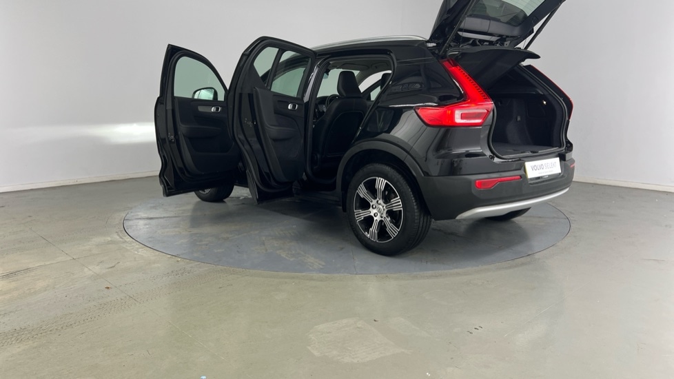 Used Volvo XC40 2021 for sale - 76780359: Photo 36