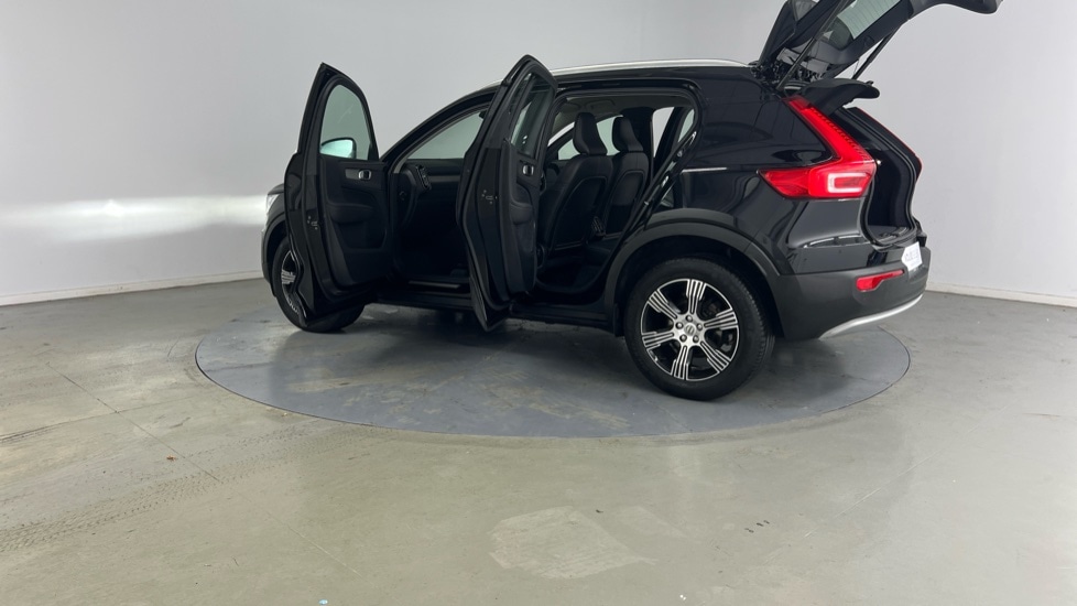Used Volvo XC40 2021 for sale - 76780359: Photo 37