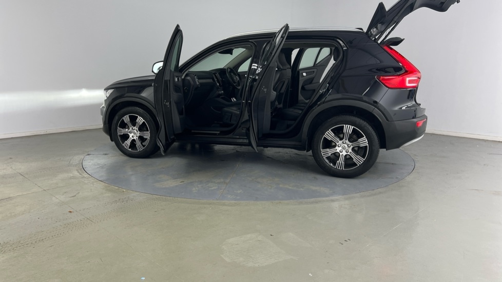 Used Volvo XC40 2021 for sale - 76780359: Photo 38