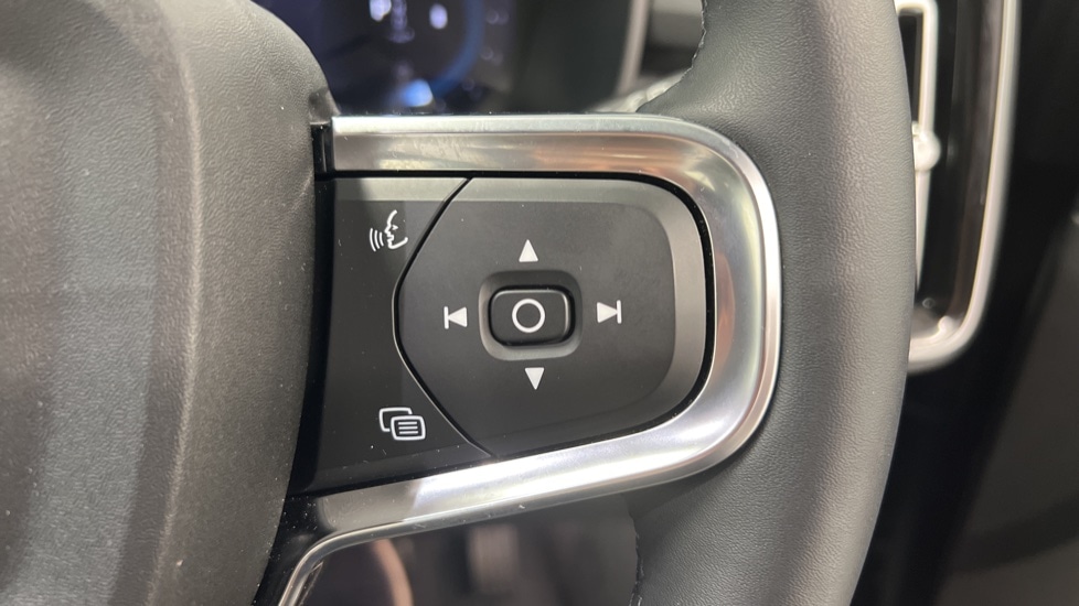 Used Volvo XC40 2023 for sale - 78055196: Photo 19